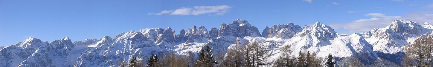 Gebirge Brenta: Lage und Beschreibung, Erschließung und Berghütten, Geologie