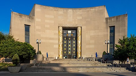 Brooklyn Public Library (48291925691)