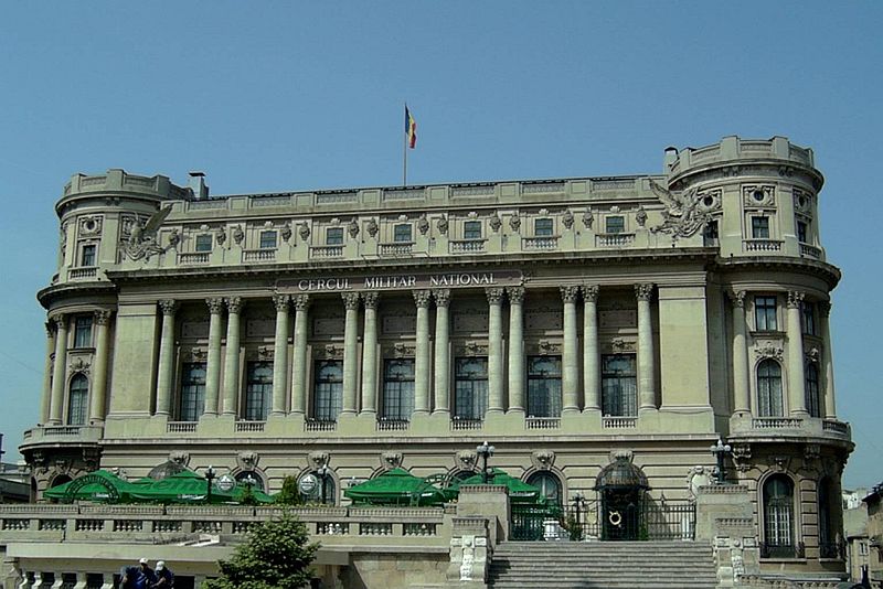File:Bukarest Cercul Militar National.jpg