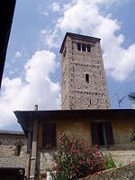 The church of San Carpoforo in Como. CampanileSanCarpoforo.JPG