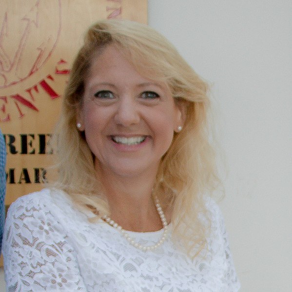 File:Catherine Horan NAVFAC Southeast Counsel 2016 20160907-N-PA772-16 (28902199583) (cropped).jpg