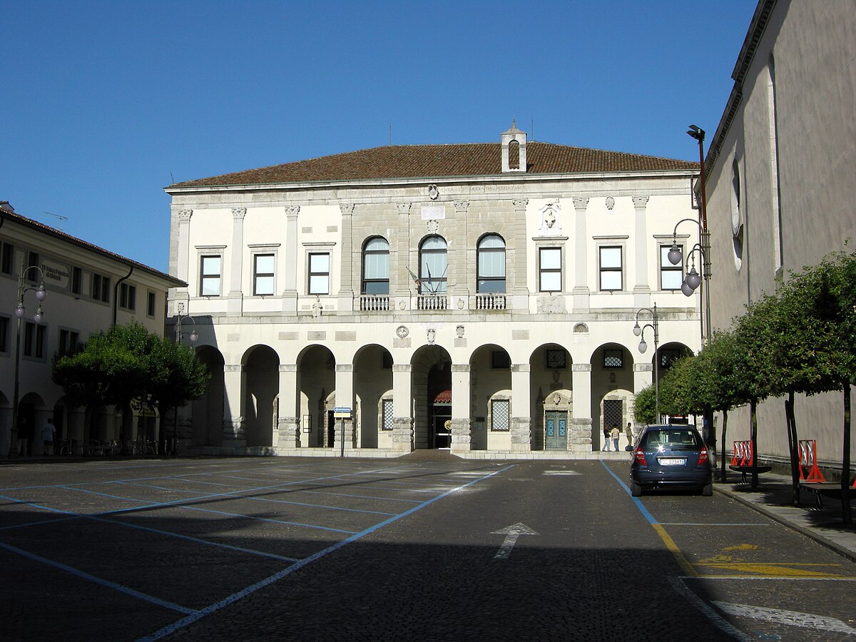 File Cividale Man Esterno Palazzo Palladio Jpg Wikimedia Commons