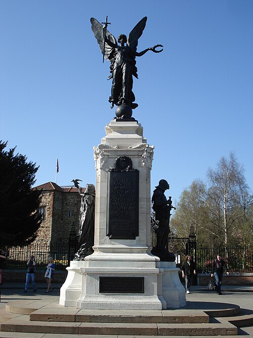 Image: Colchester war memorial   panoramio (1345)