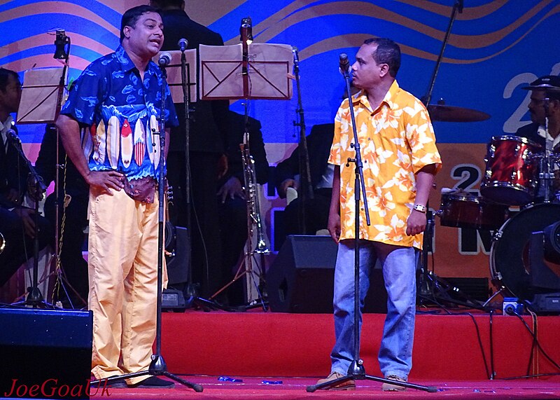 File:Comedian Marcus and Comedian Seby at Aqua Goa 2015.jpg