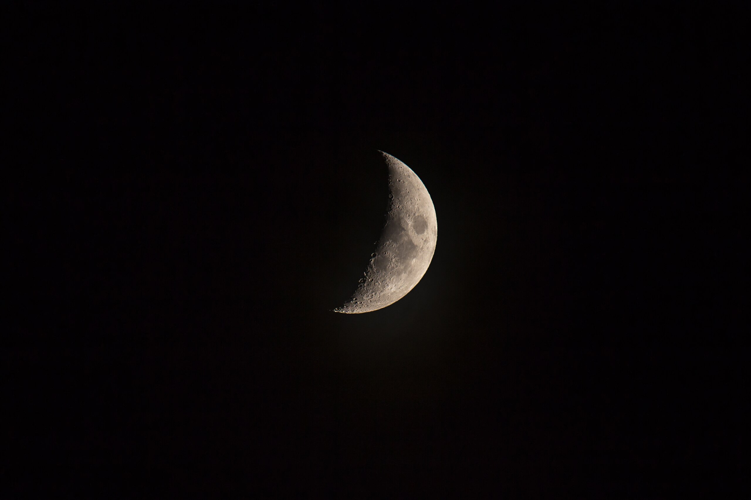 File:Crescent Moon.png - Wikimedia Commons