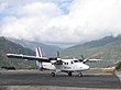 De Havilland Canada DHC-6-300 Twin Otter 9N-ABT landet auf dem Flughafen Phaplu.jpg