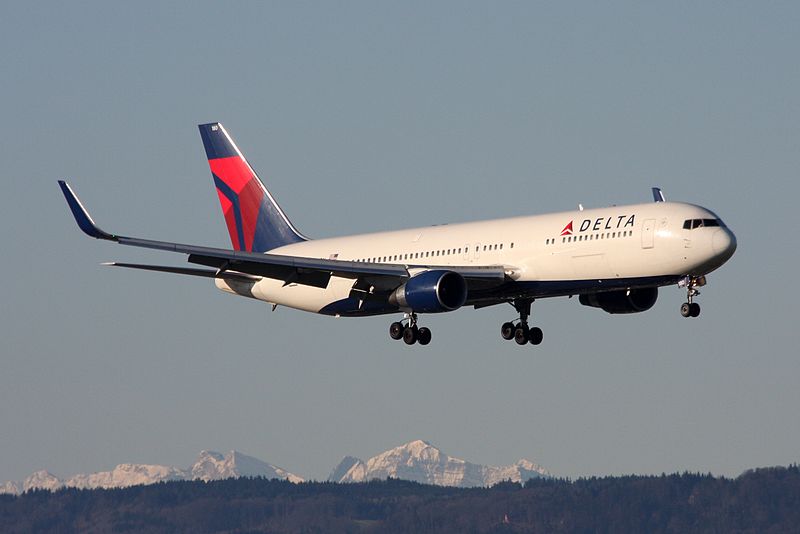 File:Delta Air Lines Boeing 767-332-ER N180DN (21868480308).jpg