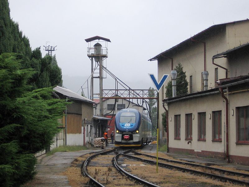 File:Depot Decin Sand supply.JPG