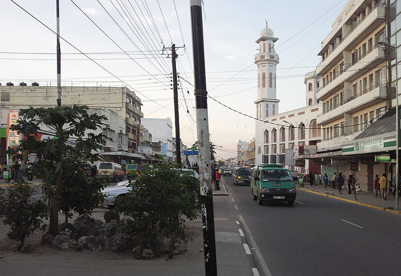 File:Digo road, Mombasa.jpg