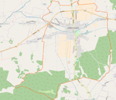 Mapa konturowa Dobrodzienia, blisko centrum na prawo znajduje się punkt z opisem „Stacja kolejowa”