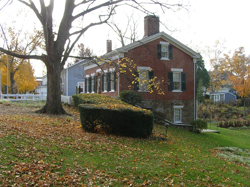 File:Edison Birthplace PB040210.jpg