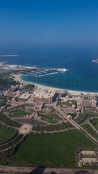 File:Emirates palace from top view.jpg