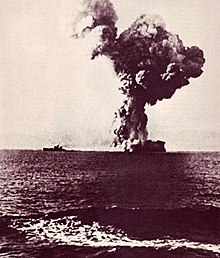 Vincenzo Gioberti blowing up after being hit by torpedoes from Simoom Esplosione RN Gioberti.jpg