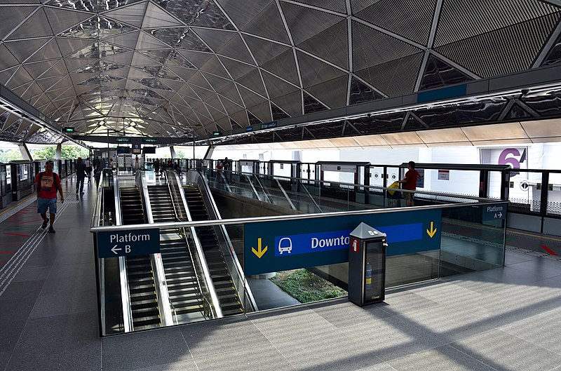 File:Expo MRT station, 2018 (02).jpg