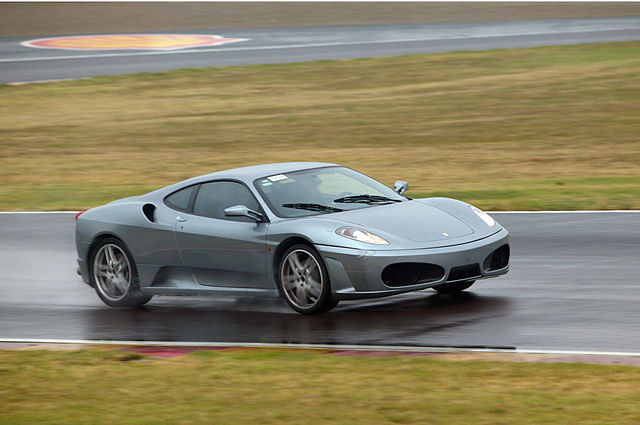 F430 in test.