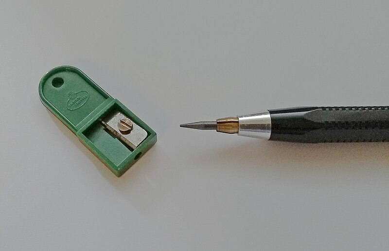 File:Faber-Castell TK lead sharpener and 2 mm pencil lead.jpg