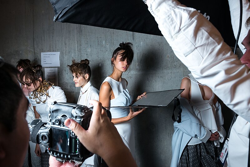 File:Flaunter - Behind the scenes at MBFW (Unsplash).jpg