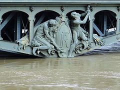 Crue de la Seine de juin 2016, Les Forgerons-riveteurs, les pieds dans l'eau.