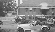 The Volunteer Motor Corp. in front of the Frankston Mechanics' Institute during World War I.