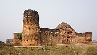 Keoti Fort, Madhya Pradesh - front and left side