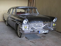 GAZ-13 Tschaika (36309650053) .jpg