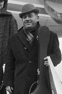 Giorgos Zampetas 1964.jpg