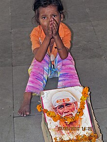 Girl begging for money in India Girl-beggar-india.jpg