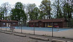 Glen Park Municipal Swimming Pool 1.jpg