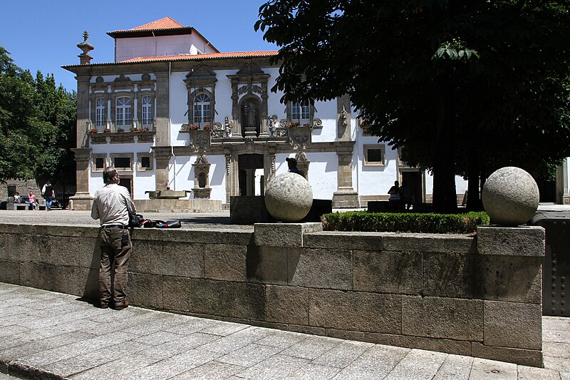 File:Guimaraes-10-Convento de Santa Clara-2011-gje.jpg