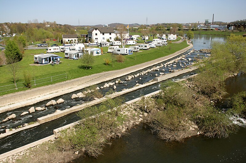 File:Hattingen - Staustufe Birschel-Mühle (Ruhrbrücke Bochumer Straße) 04 ies.jpg