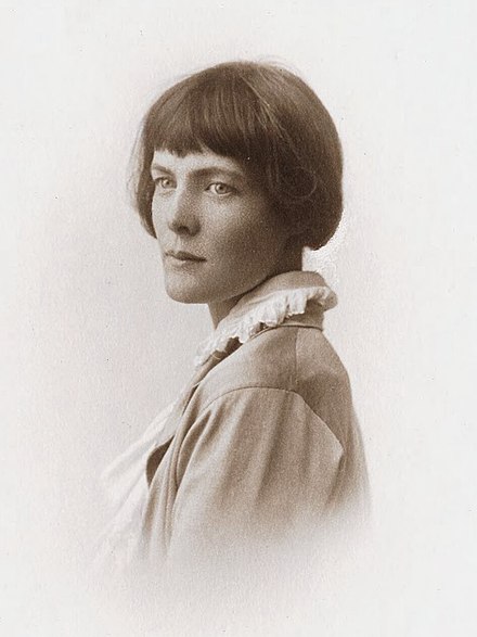 Hilda Doolittle, c. 1921