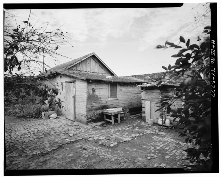 File:Historic American Buildings Survey, Bill Engdahl for Hedrich-Blessing, Photographers, February, 1979 SOUTHWEST CORNER OUTBUILDING. - Field-Pacheco Complex, 1049 East Monroe HABS TEX,31-BROWN,9-14.tif