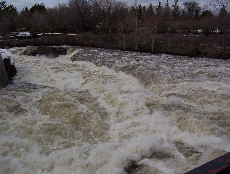 File:Hogs Back Falls 16.JPG