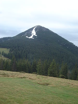 Mount Khomiak