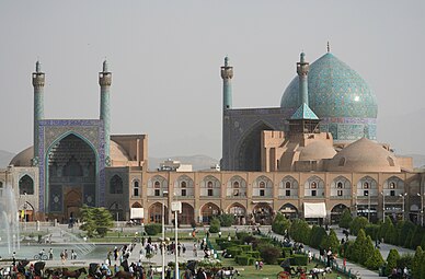 Persian Islamic architecture from the 7th- to 9th-century period: the Shah Mosque, Naqsh-i Jahan Square, Iran