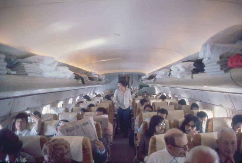 File:JAL DC-8 Interior (8336372497).jpg