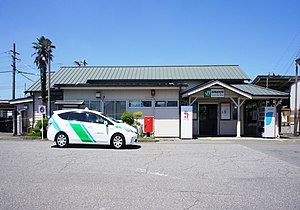 JR Joetsu Line Gumma-Soja Station building.jpg