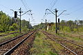 English: Julianka train station. View to Częstochowa direction. Polski: Przystanek kolejowy Julianka. Widok w kierunku Częstochowy.