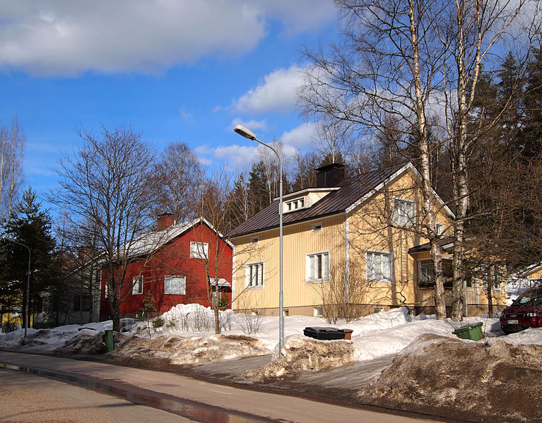 File:Jyväskylä - Honkaharjuntie.jpg