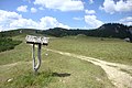 Čeština: Turistický rozcestník na Kráľově skale, SK English: A tourist hiking post at Kráľova skala, SK