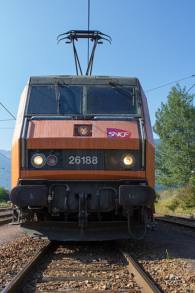 File:Ligne de la Maurienne - Faisceau de Saint-Avre - IMG 0220.jpg