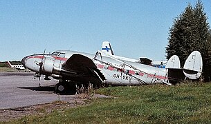 Lockheed Lodestar OH-VKU Kar-Air F172-4.jpg