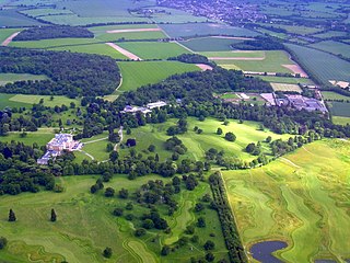 <span class="mw-page-title-main">Luton Hoo</span> English country house and estate