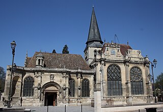 <span class="mw-page-title-main">Magny-en-Vexin</span> Commune in Île-de-France, France