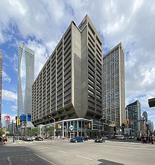 <span class="mw-page-title-main">Manulife Centre</span> A 51-storey 800-suite luxury residential tower at 44 Charles Street