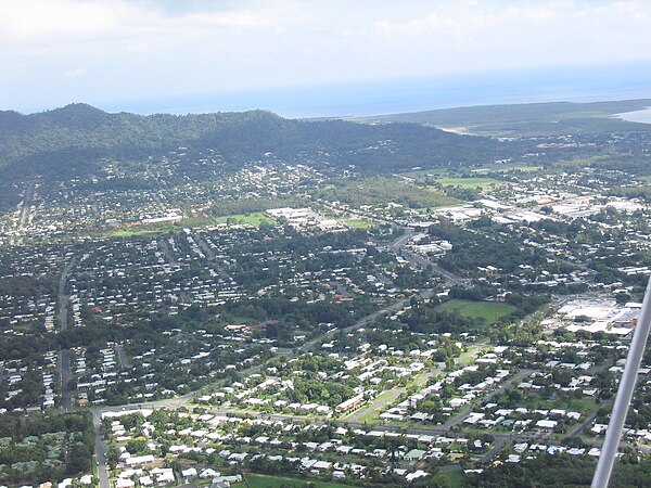 Aerial view over Manunda.jpg