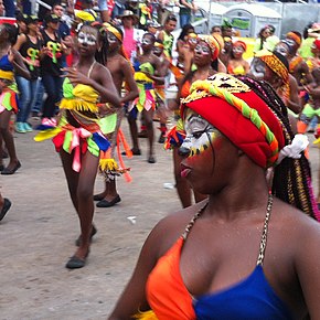 Danza del Mapalé en el Carnaval de Barranquilla.