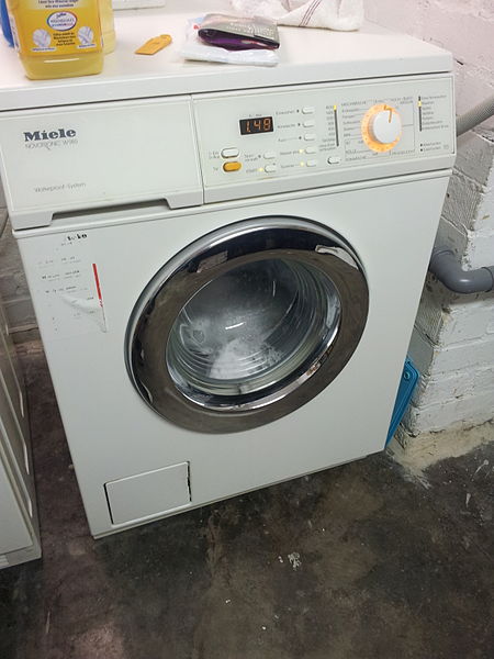 File:Miele Washing Machine Novotronic W985 WPS.jpg