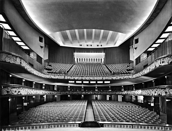 Interior of the Teatro Lirico in 1938, after the restoration of Antonio Cassi Ramelli