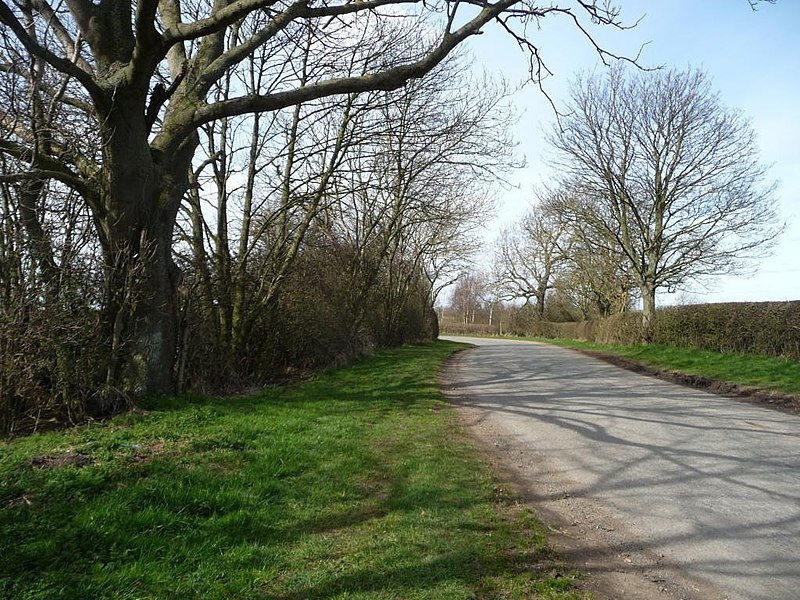 File:Minor road heading to Appleton Wiske - geograph.org.uk - 4414778.jpg